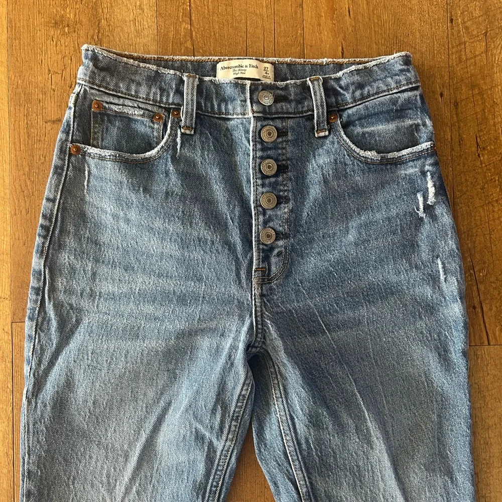Abercrombie & Fitch High Rise Button Fly Skinny Jeans 27/4 Classic Medium Wash - Picture 4 of 12